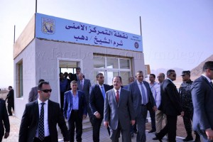بالصور.. وزير الداخلية يتفقد الإستعدادات الأمنية بشرم الشيخ