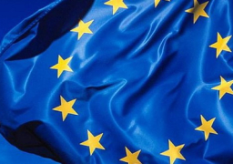 الاتحاد الأوروبي يمدد عقوباته ضد سوريا حتى يونيو 2015