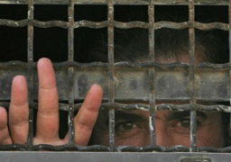 الأسرى الإداريون في سجون اسرائيل يواصلون إضرابهم لليوم العاشر