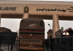 مدير امن مطروح: وصول 80 شاحنة 300 مصري عبر منفذ السلوم