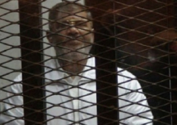 جنايات القاهرة تستكمل محاكمة مرسي و10 آخرين في قضية “التخابر مع قطر”