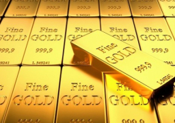 تراجع طفيف في سعر الذهب مع ارتفاع الدولار