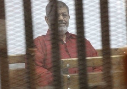 اليوم..محاكمة مرسي و10 آخرين لاتهامهم بـ”التخابر مع قطر”