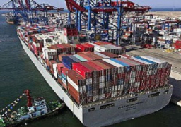 زيادة حركة تداول الحاويات ومغادرة 38 وحدة نهرية ميناء الاسكندرية