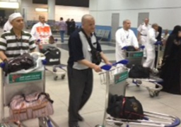 5 من أهالي المفقودين بـ”حادث منى” يغادرون مطار القاهرة للبحث عن ذويهم بالسعودية