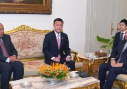 الرئيس السيسي يتسلم رسالة من رئيس وزراء اليابان لتعزيز العلاقات