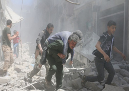 تجدد المعارك والقصف في حلب بعد تعليق اتفاق الاجلاء