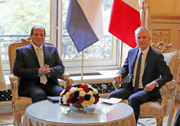 الرئيس السيسي يلتقي رئيس الجمعية الوطنية الفرنسية