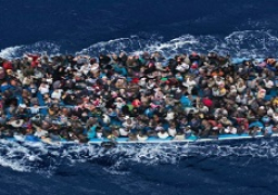 فرنسا تدين المعاملة غير الانسانية للمهاجرين في ليبيا
