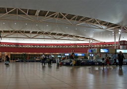 مطار شرم الشيخ يواصل استقبال الوفود المشاركة بمؤتمر افريقيا