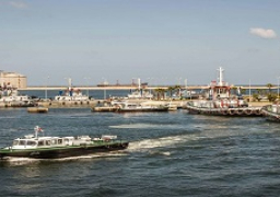 ميناء دمياط يستقبل 9 سفن حاويات وبضائع عامة
