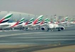 الإمارات تتهم قطر بـ”تهديد سلامة حركة الطيران”