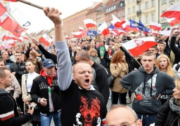 مظاهرات أمام المحكمة العليا في بولندا احتجاجا على تعديل قانون التقاعد