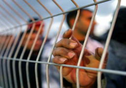 300 أسير فلسطيني في سجون الاحتلال الإسرائيلي يحرمون من الالتحاق بالعام الدراسي