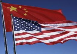 الصين تدعو واشنطن وموسكو لحل خلافاتهما عبر الحوار
