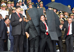 موسكو تدين “محاولة اغتيال” حليفها نيكولاس مادورو