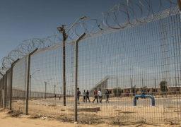 توتر في سجن “النقب” بعد محاولة أسير فلسطيني إحراق نفسه