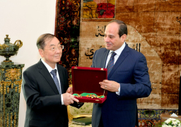 الرئيس السيسي يمنح السفير الصيني وسام الجمهورية من الطبقة الأولى