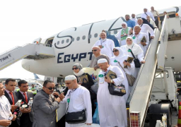اليوم.. مصر للطيران تبدأ تسيير أولى رحلات نقل المعتمرين