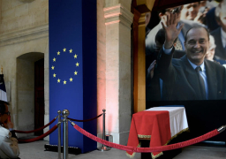 جنازة رسمية للرئيس الفرنسى السابق جاك شيراك بحضور رؤساء دول وحكومات غداة تكريم شعبى