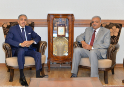 السفير المصري ببغداد يؤكد حرص مصر على تعزيز العلاقات الثنائية
