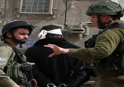 الاحتلال الإسرائيلي يعتقل تسعة فلسطينيين بالضفة الغربية “المحتلة”