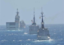 القوات البحرية المصرية والإسبانية تنفذان تدريبا بالبحر المتوسط