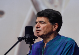 وفاة الموسيقار الإيراني الشهير محمد رضا شجريان عن 80 عاما