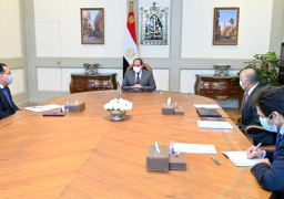الرئيس عبد الفتاح السيسي يوجه بمواصلة تطبيق الإجراءات التي من شأنها تحسين المؤشرات الاقتصادية والحفاظ على الاستقرار النقدي والمصرفي