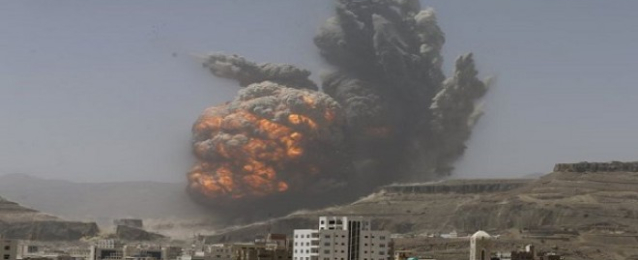 طائرات التحالف العربى تقصف مواقع للقاعدة فى الحوطة بلحج جنوبى اليمن