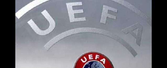 “اليويفا” يتهم ليفربول ومانشستر يونايتد بسبب شغب جماهيرهما