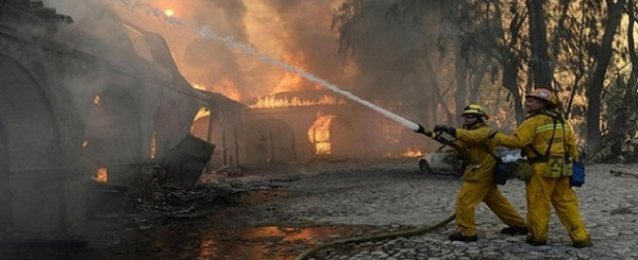 مقتل 2 من رجال الإطفاء فى قبرص جراء حرائق الغابات