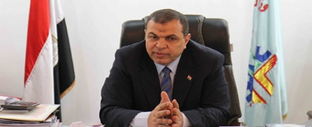 إيقاف شركة “تساهيل” لإلحاق العمالة المصرية بالخارج