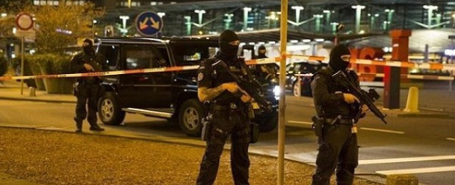السلطات الهولندية تعتقل شخصا مشتبه بانتمائه “لداعش”
