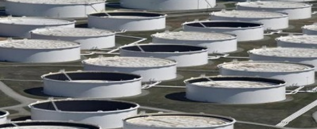 السعودية تتعهد بالالتزام بخفض إنتاج النفط وواثقة من امتثال الآخرين