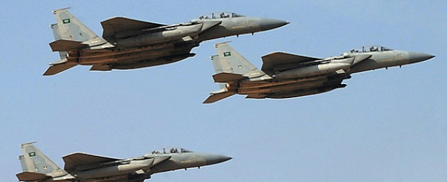 مقاتلات التحالف العربي تشن غارات على مواقع للحوثيين