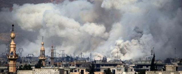 المعارضة السورية تتهم الجيش بقصف حي القابون بدمشق بالكلور