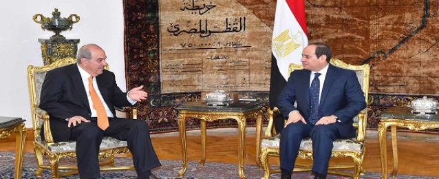الرئيس يبحث مع “علاوي” تطوير العلاقات مع العراق