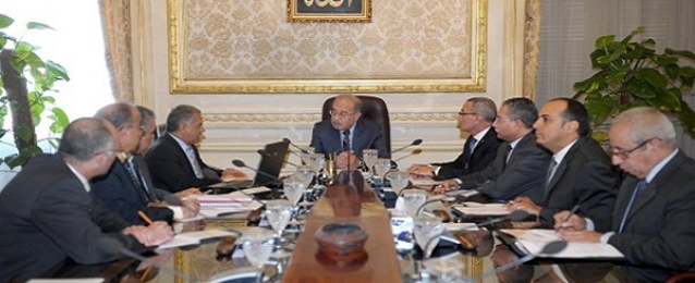 مجلس الوزراء يناقش اوضاع الجالية المصرية في قطر