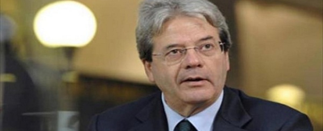 جنتيلوني: ليبيا طلبت دعم إيطاليا لمحاربة مهربي البشر بمياهها الإقليمية