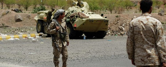 الجيش اليمني ينتزع 70 لغما أرضيا وعبوة ناسفة بصعدة