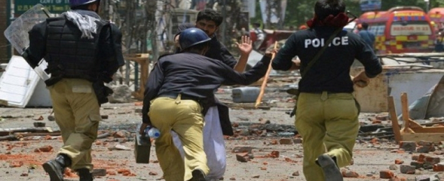 5 قتلى فى تفجير انتحارى استهدف كنيسة بباكستان