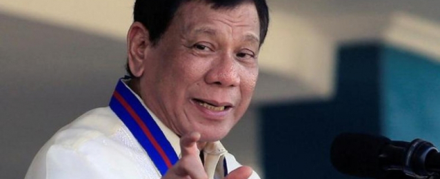 رئيس الفلبين يعلن وقفا لإطلاق النار من جانب واحد خلال احتفالات عيد الميلاد