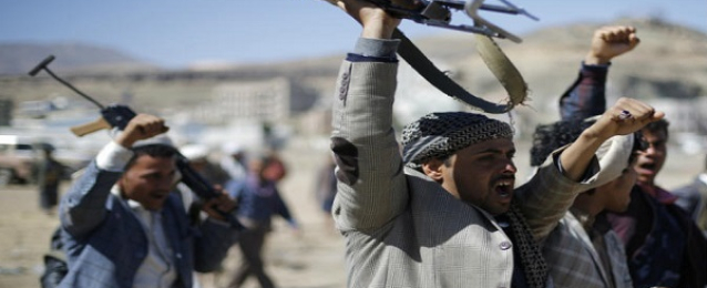 ميليشيات الحوثي تقصف عدة قرى باليمن
