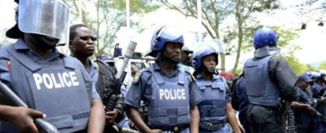مقتل 5 شرطيين وجندي في هجوم بجنوب افريقيا