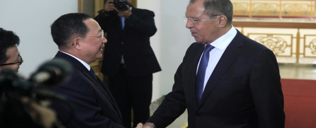 وزير خارجية روسيا يلتقي نظيره الكوري الشمالي في بيونج يانج