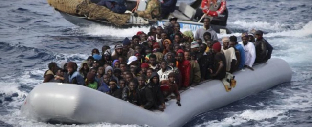 حرس السواحل الليبى: إنقاذ 125 مهاجرا غير شرعى وانتشال 6 جثث