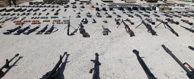 ضبط أسلحة وذخيرة من “مخلفات الإرهابيين” في سوريا