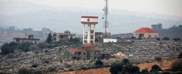 الجيش الإسرائيلى يناشد سكان قريتين لبنانيتين إخلاء منازلهم