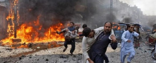 مصرع وإصابة 33 شخصًا فى انفجار قنبلة استهدفت قوات الأمن فى شرق باكستان